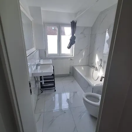 Bjm Comfort Oberursel Apartmán *